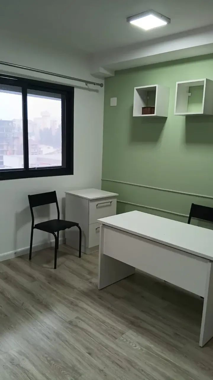 Sala Comercial Semi Mobiliada no Bigorrilho - Curitiba - PR - Foto 4