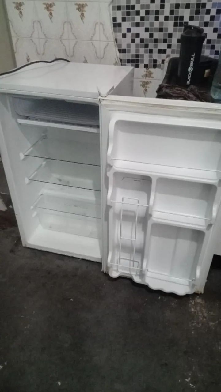 Frigobar Midea 93L  - Foto 3