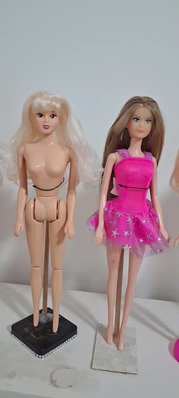 Lote de barbie usadas genericas - Foto 4