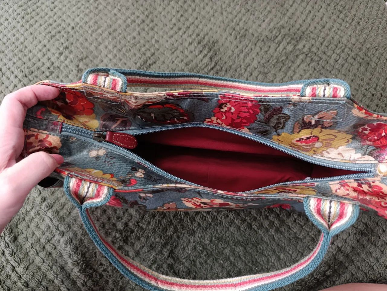 Bolsa florida Cath Kidston pouquíssimo usada - Foto 3