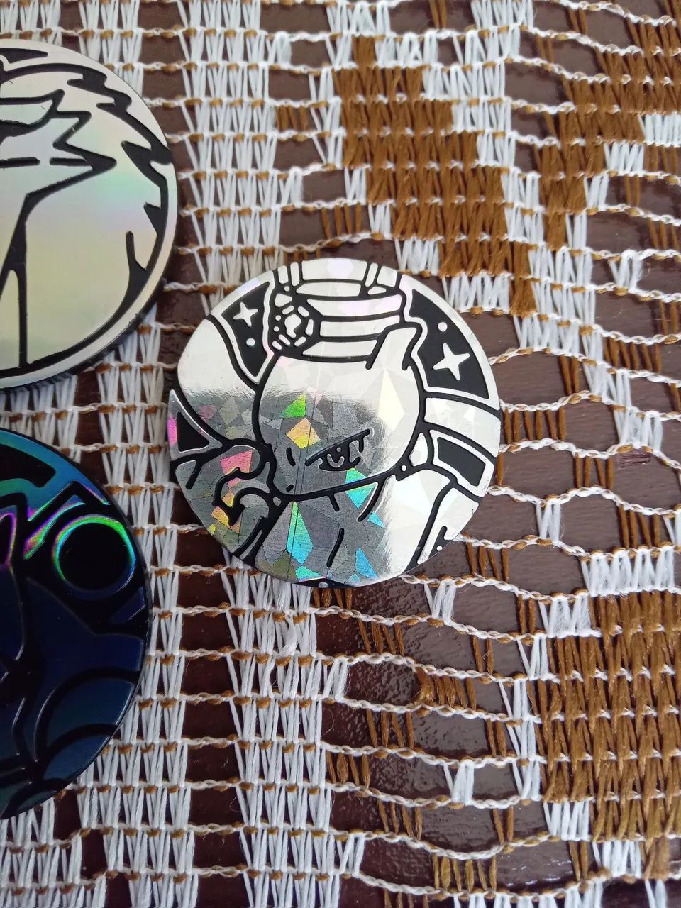 Kit com Cinco moedas Pokémon tcg  - Foto 4
