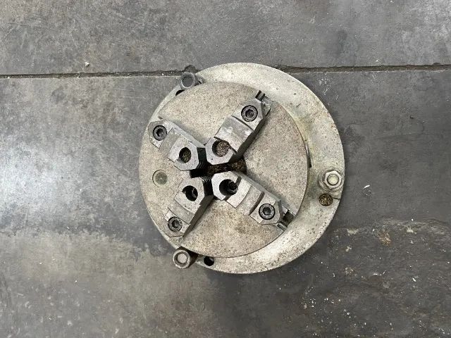 Placa 4 castanhas para mesa centro de usinagem/fresa - Foto 2