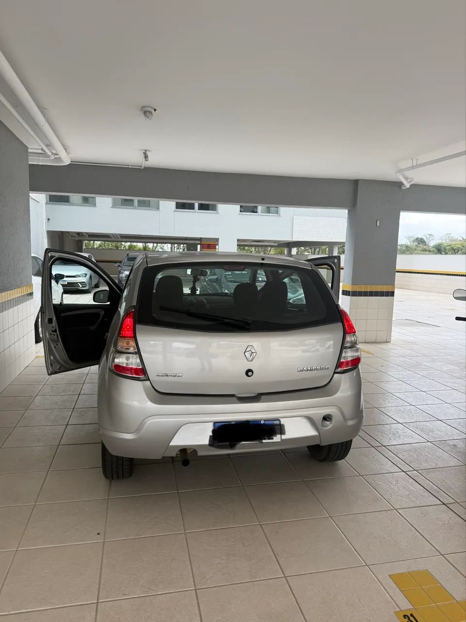Renault Sandero Expression Hi-flex 1.0 16V 5P 2014 - Foto 4