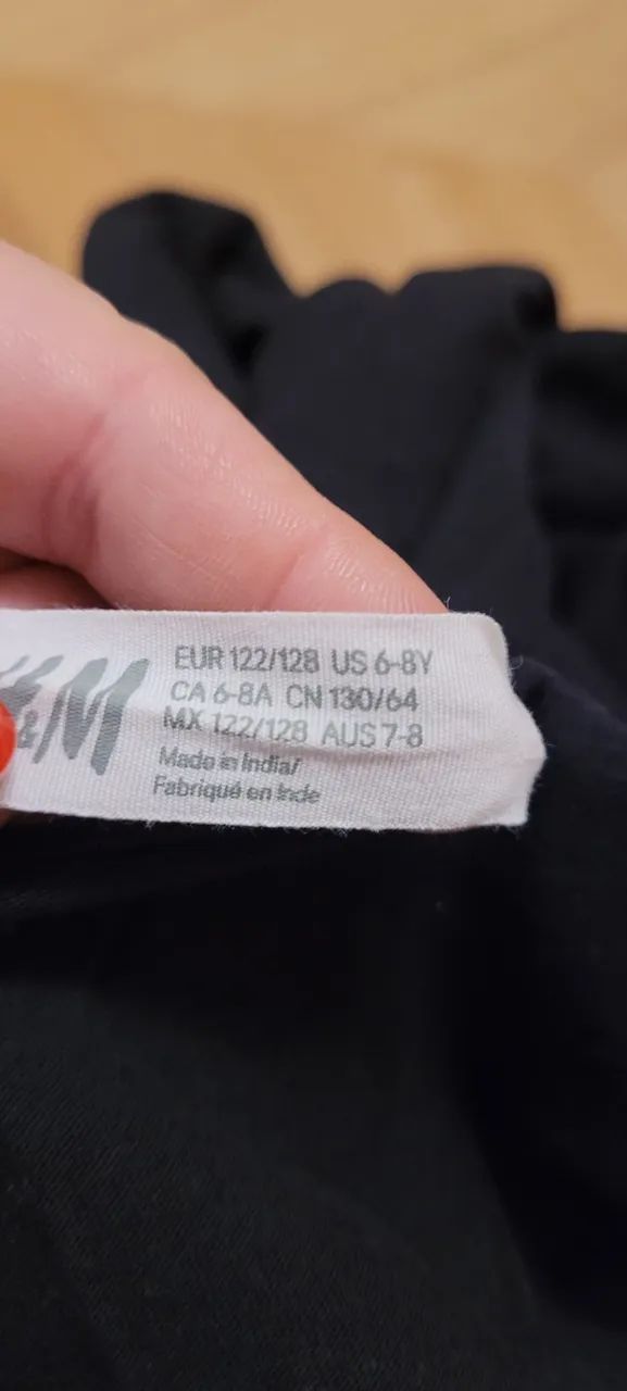 Vestido H&M tamanho 6 a 8 anos.  - Foto 4