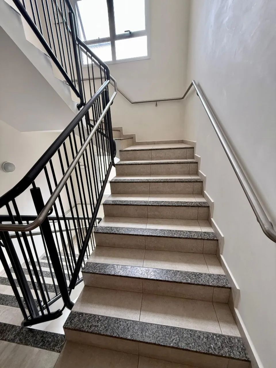 Apartamento para Venda e Locação no Edíficio Ibiza - Foto 2