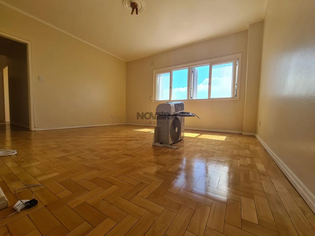 Apartamento central com elevador 3 dormitórios, suíte e vaga de garagem - Foto 4