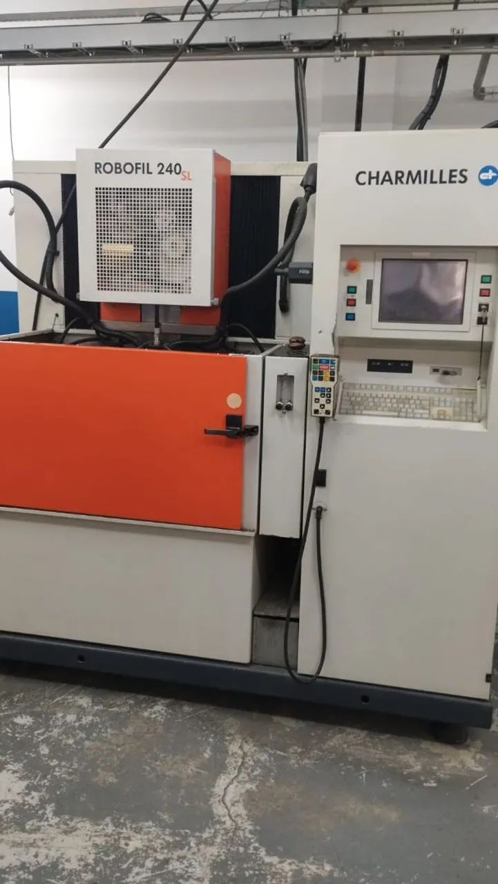 Eletro erosão a fio Robofil charmilles 240sl 2005 impecável revisada 