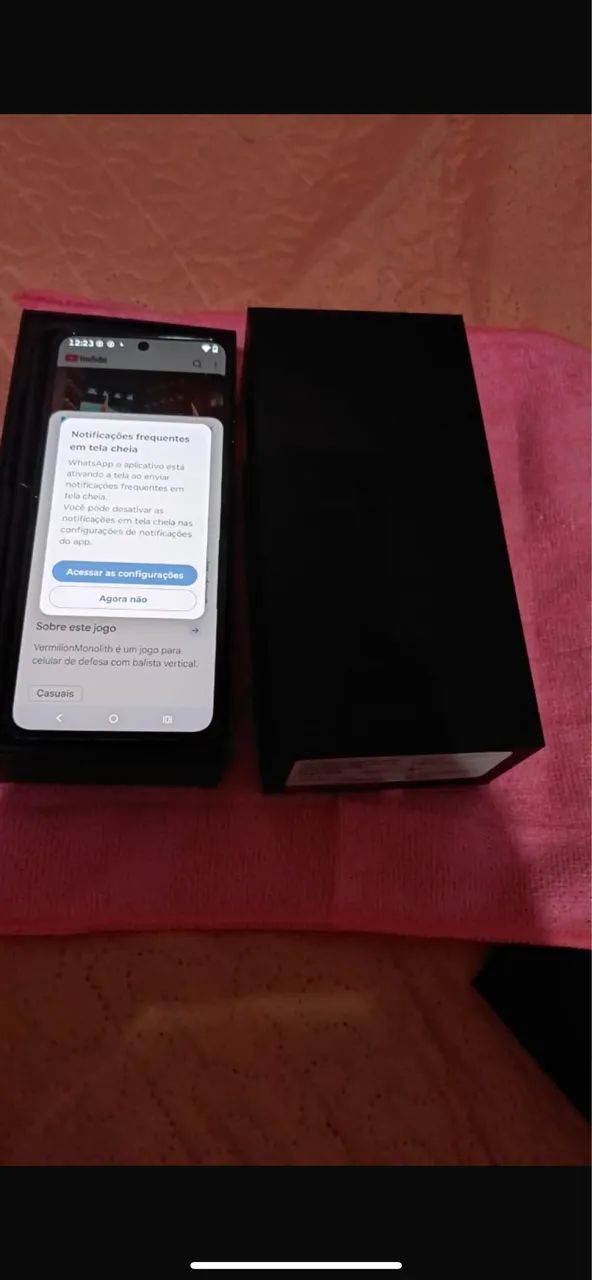 Celular razr 50
