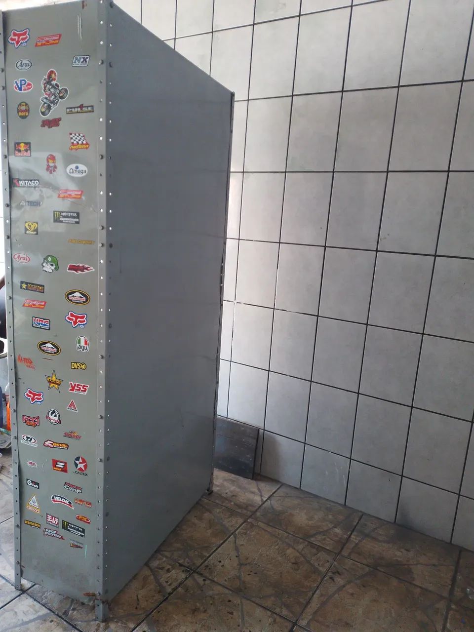 Prateleira de aço com reforco, laterais e fundo - Foto 4