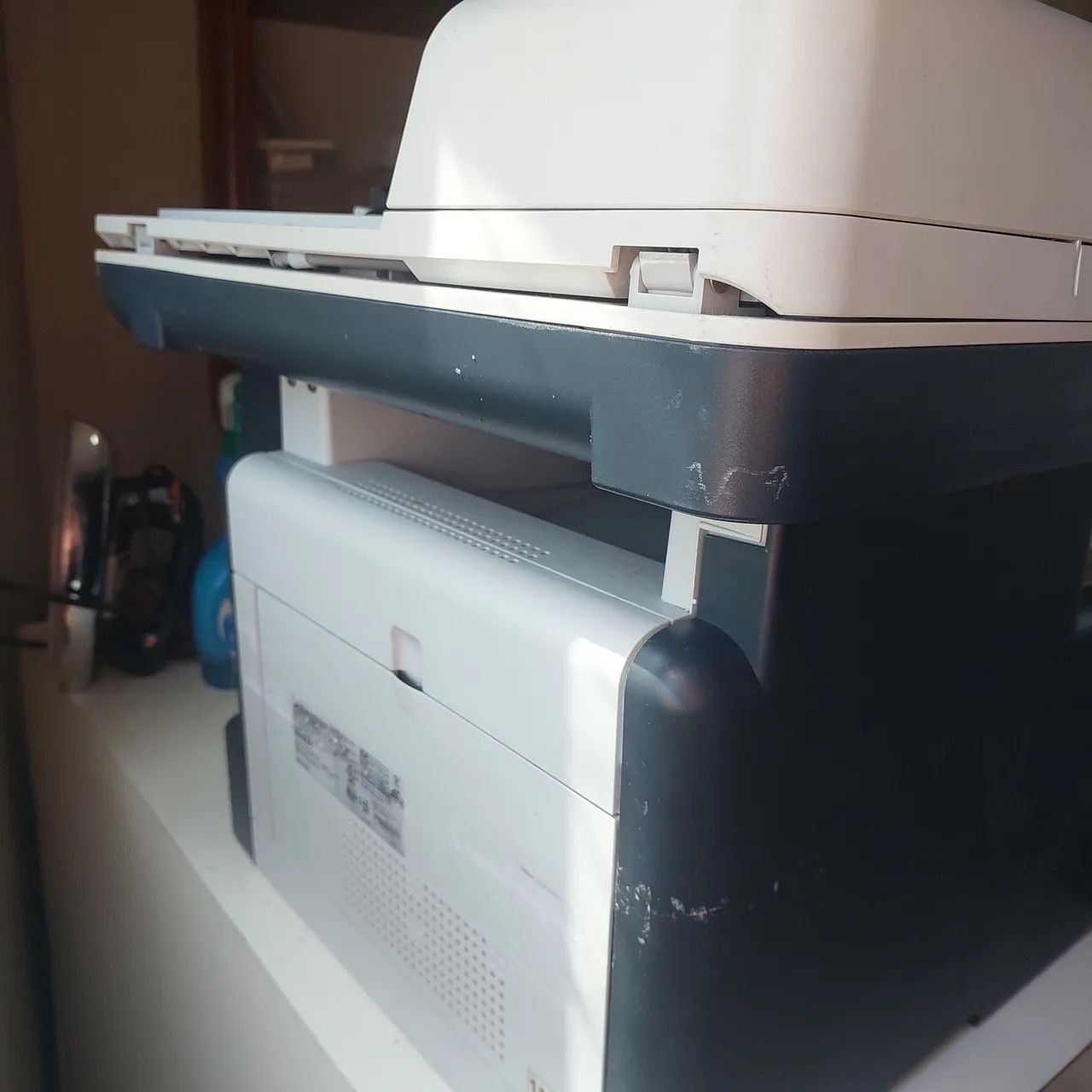Impressora HP Laserjet CMI1312nfi MFP - Foto 3