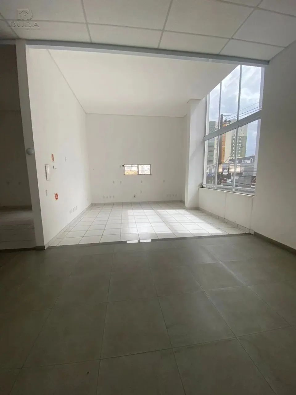 Sala comercial aérea com aproximadamente 59 m² - Foto 4