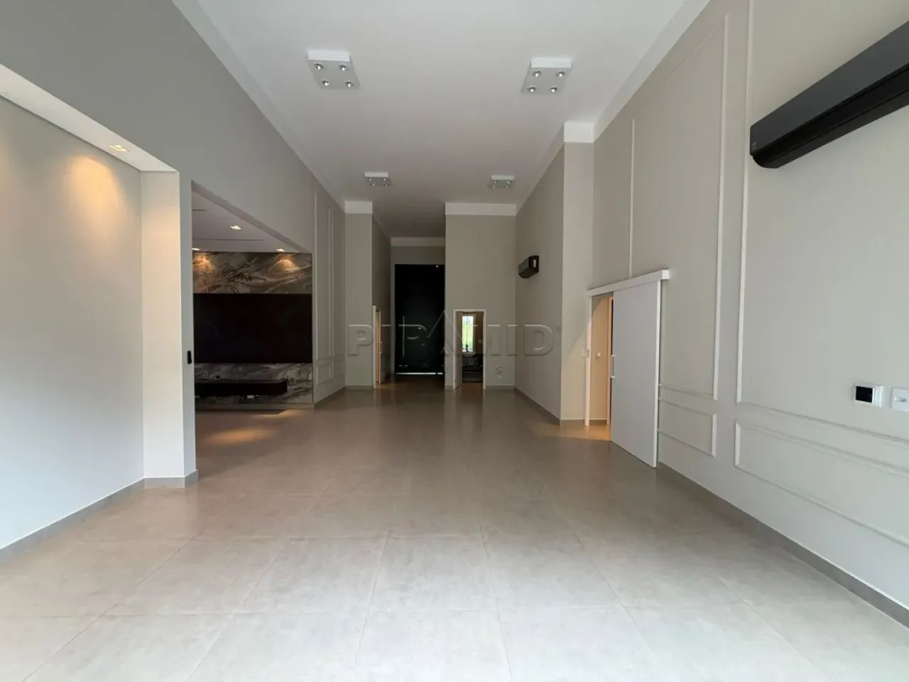 Casa em condomínio fechado com 540m², Bonfim Paulista, Zona Sul em Ribeirão Preto/SP. 2