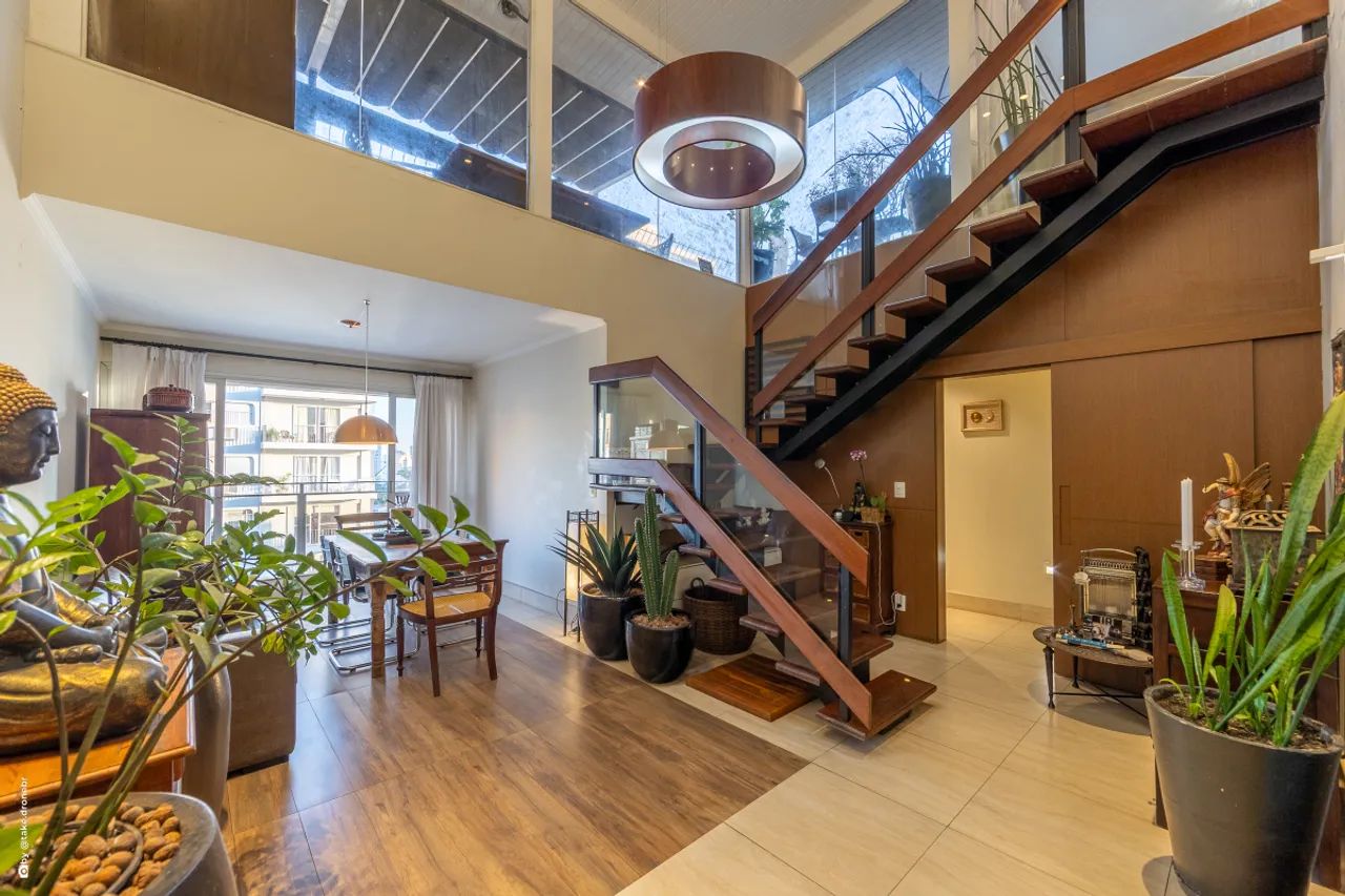 Duplex para venda em Cambuí com 4 quartos, sendo 3 suítes, 251m² - Foto 2