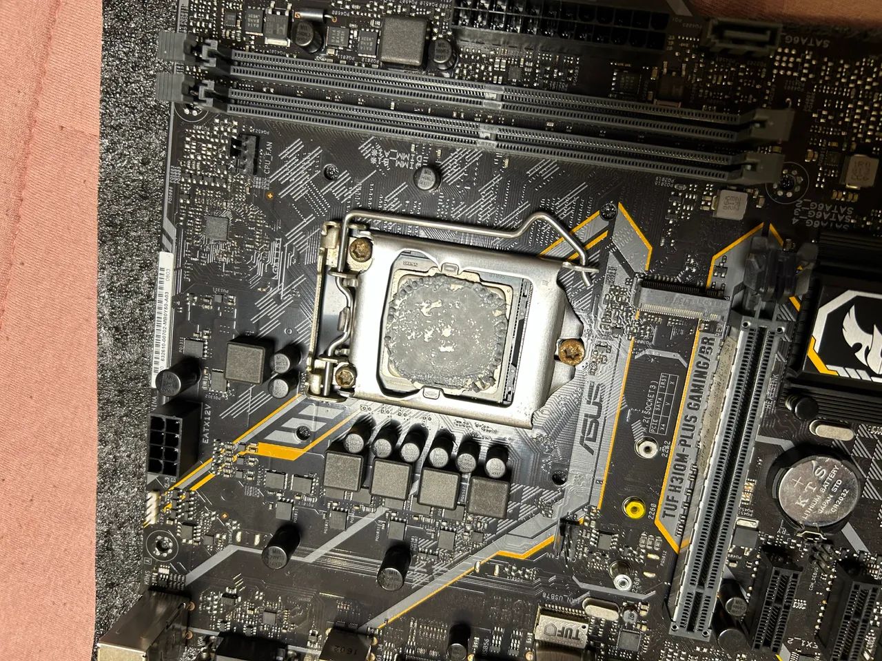Kit i5 9400f com placa mãe h310 plus gaming br  - Foto 4