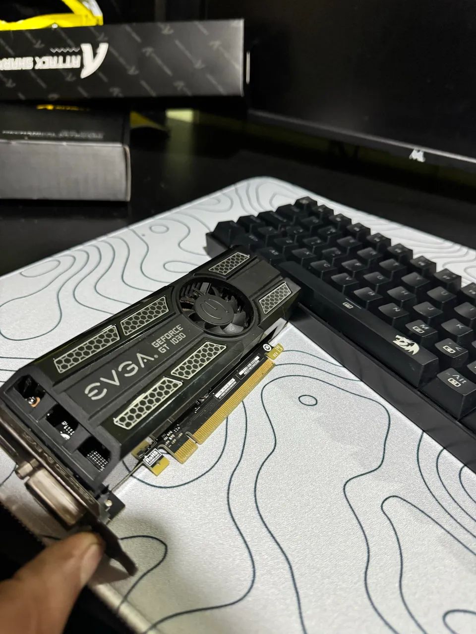 Vendo Placa de vídeo e teclado mecânico  - Foto 4