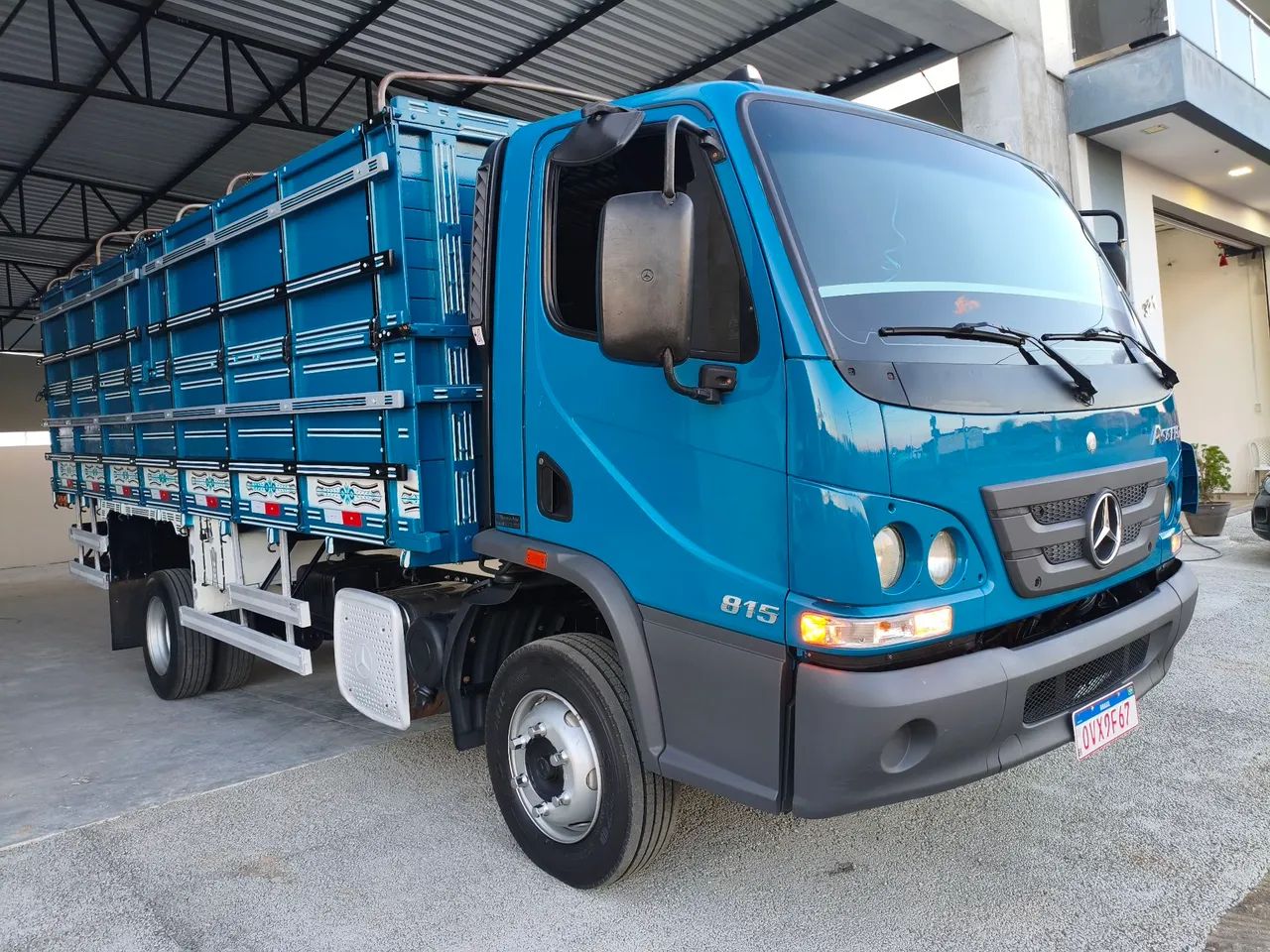 Accelo 815  - Foto 2
