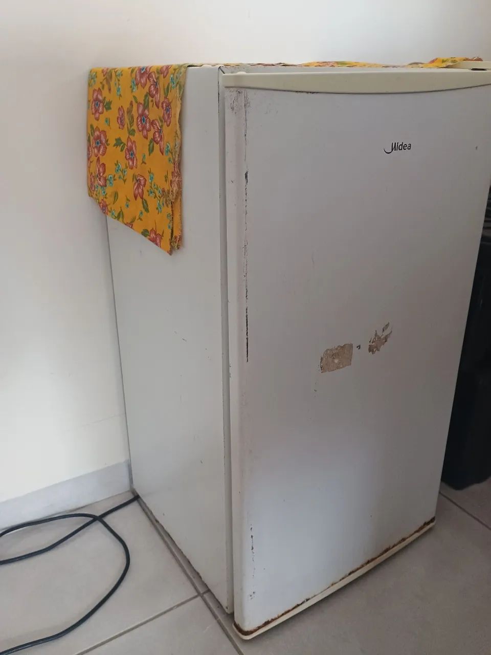 Frigobar usado midea  - Foto 2