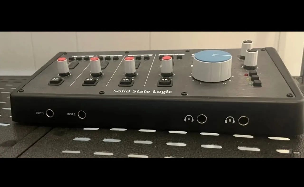 Interface de áudio ssl 12  - Foto 2