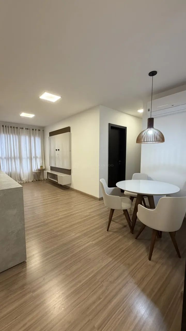 Apartamento 02 dormitórios | Zona 08 - Foto 2