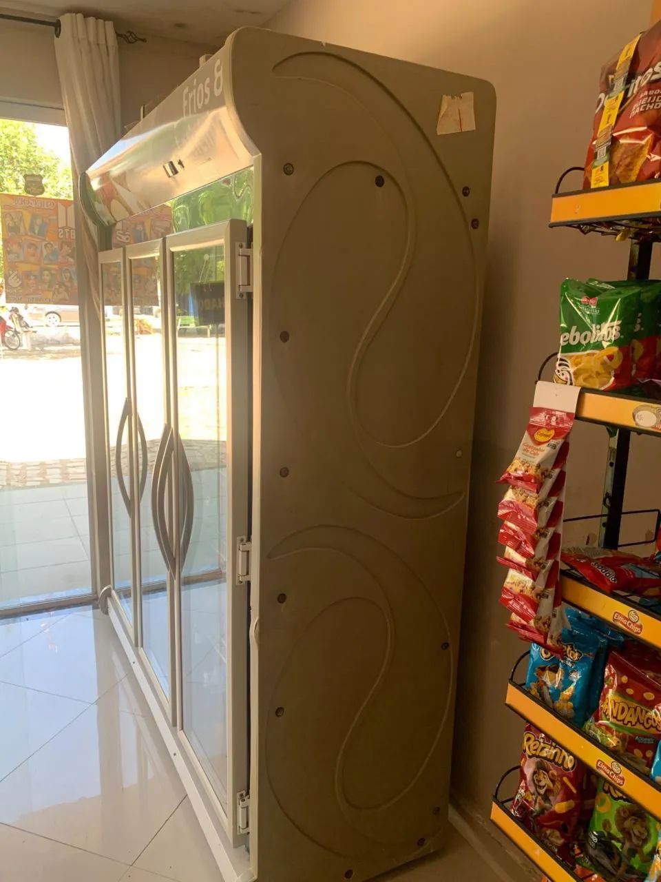 Expositor Refrigerado Comercial 3 Portas - Único Dono
