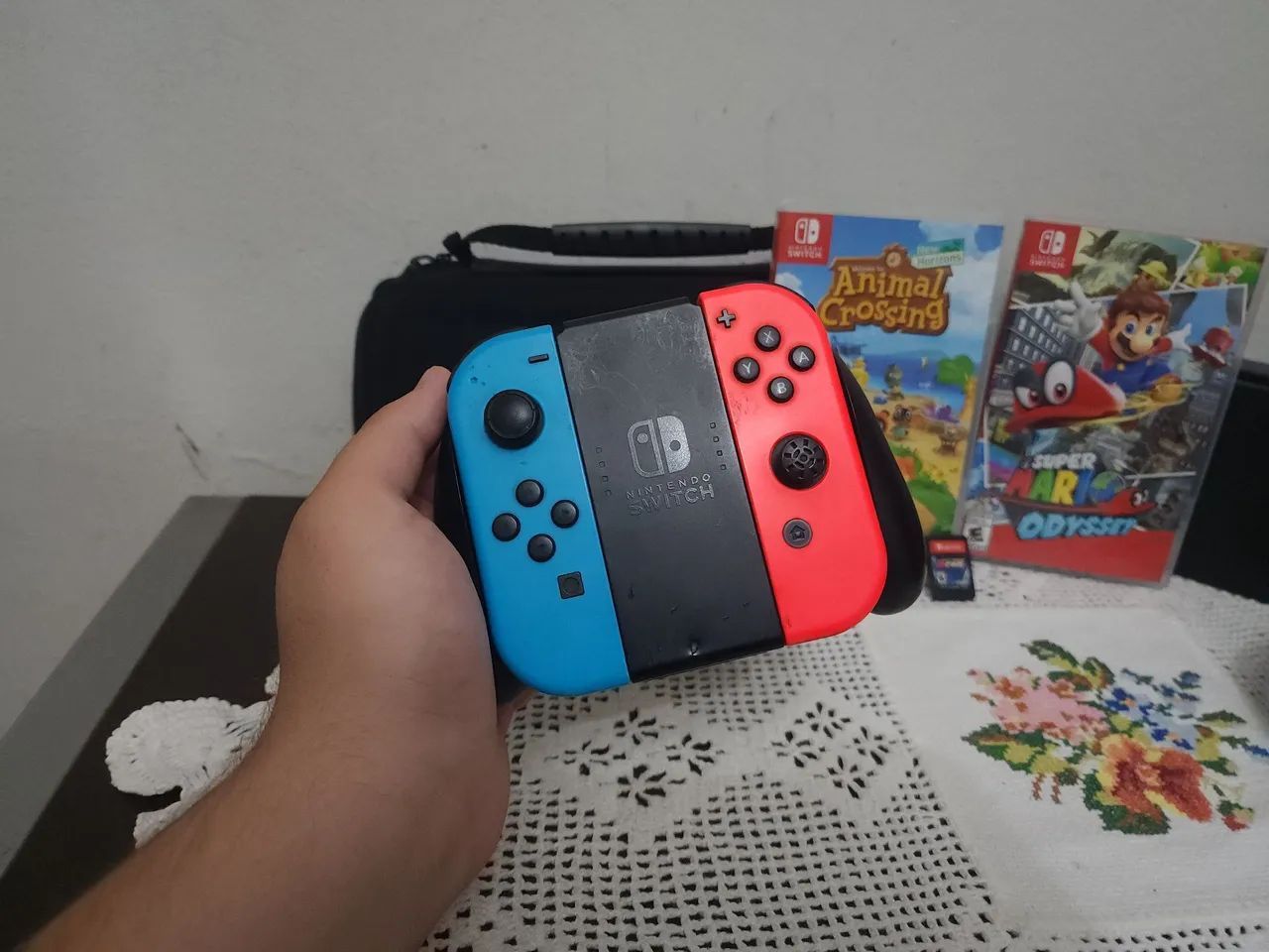Nintendo switch v1 com jogos e cartão sd 128gb - Foto 3