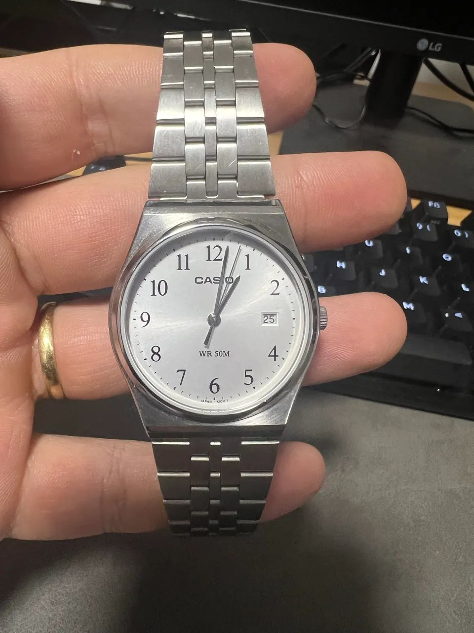 Relógio Casio MTP B145 Branco Pérola Clássico  - Foto 5