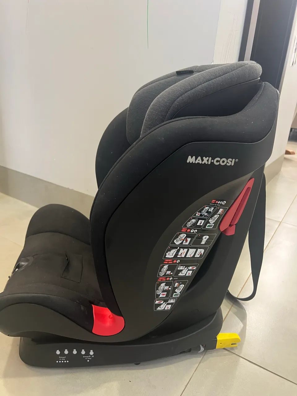 Cadeira para carro Maxi cozi Titan com isofix  - Foto 3