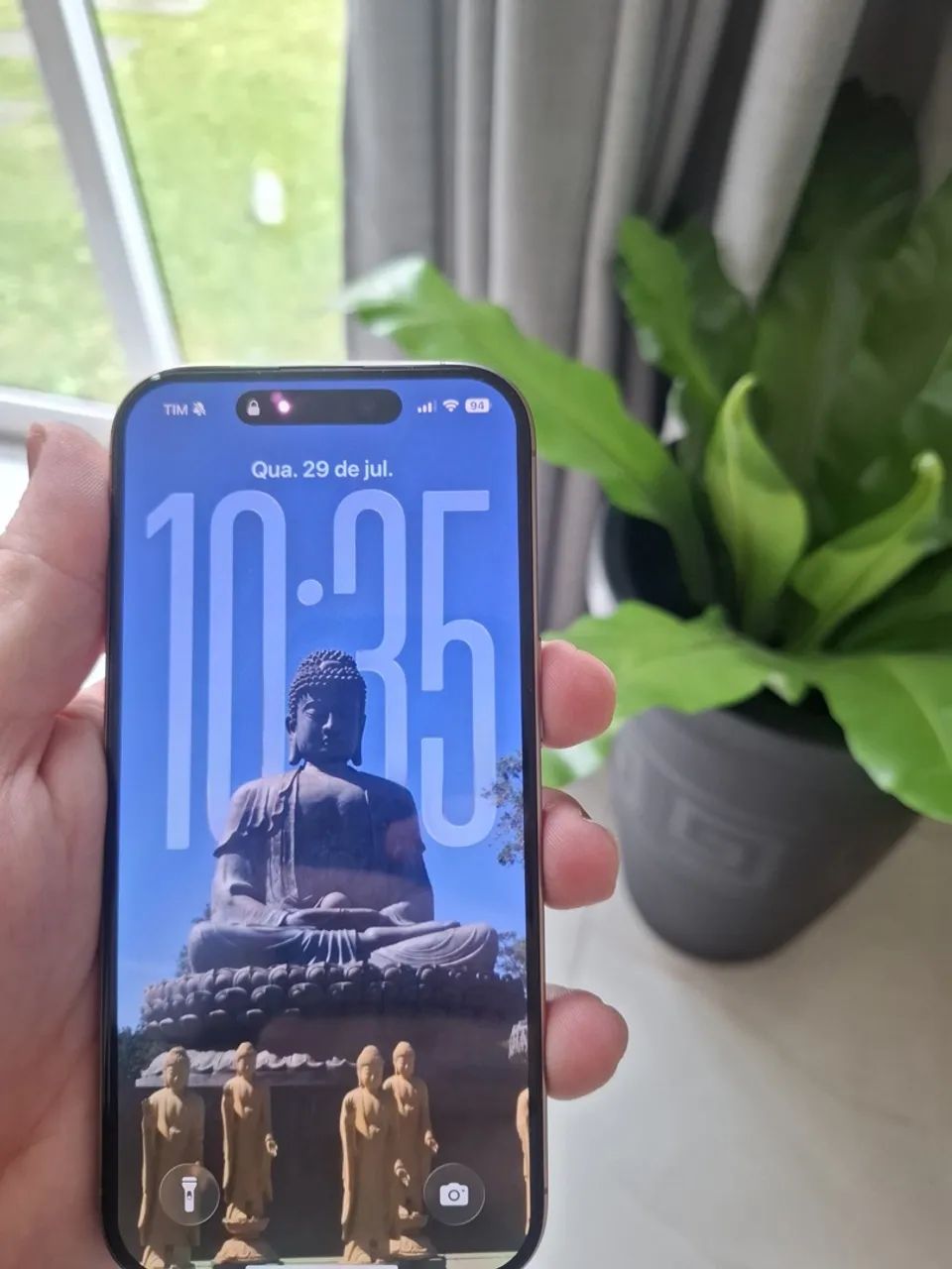 iPhone 16 Pro - Titânio Desert - Foto 2