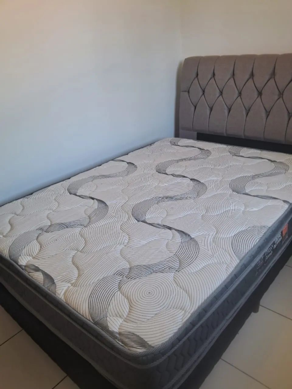 Cama Box Casal 1,90m x 1,38m
