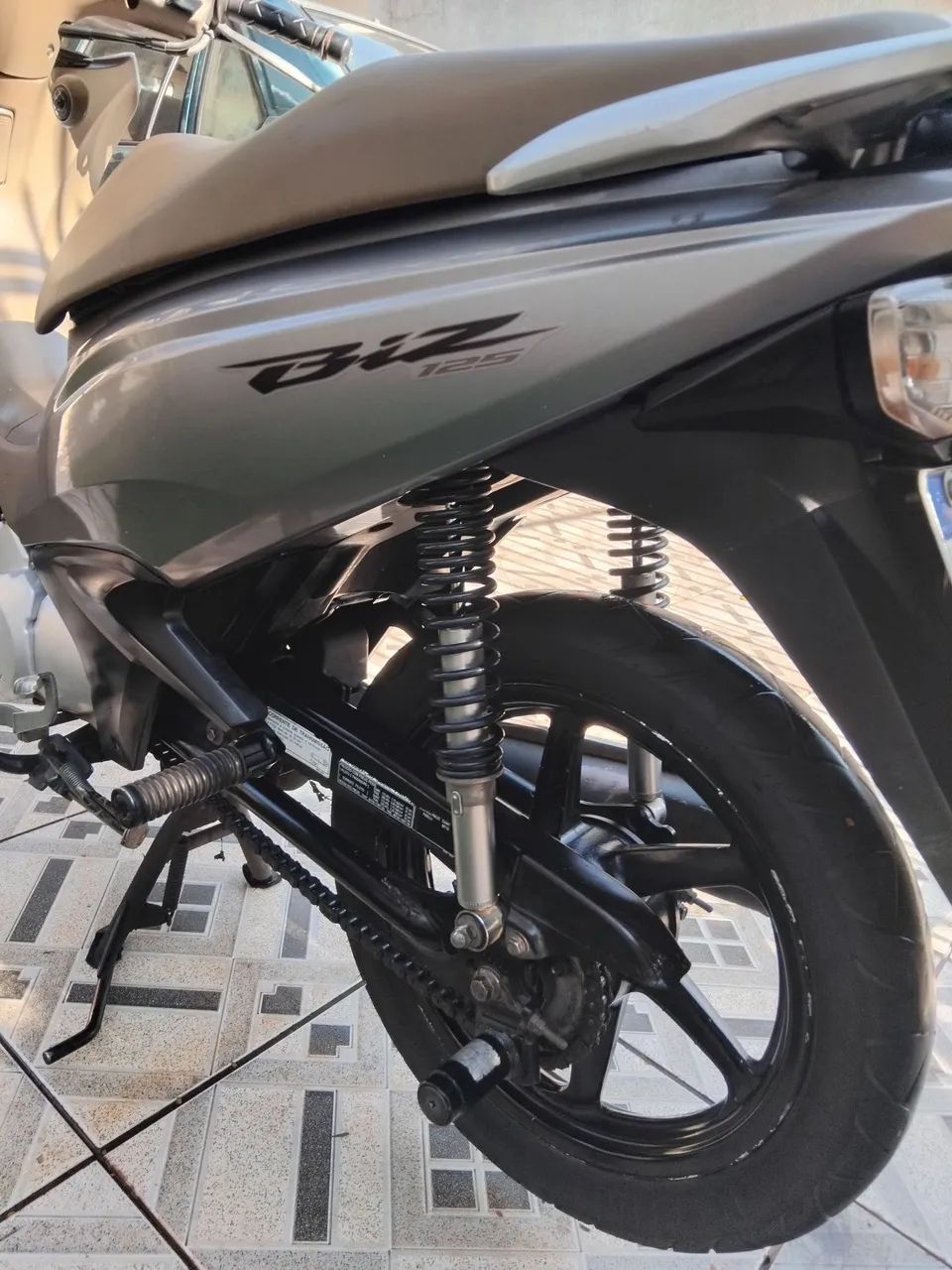 BIZ  EX 2019.     - Foto 3