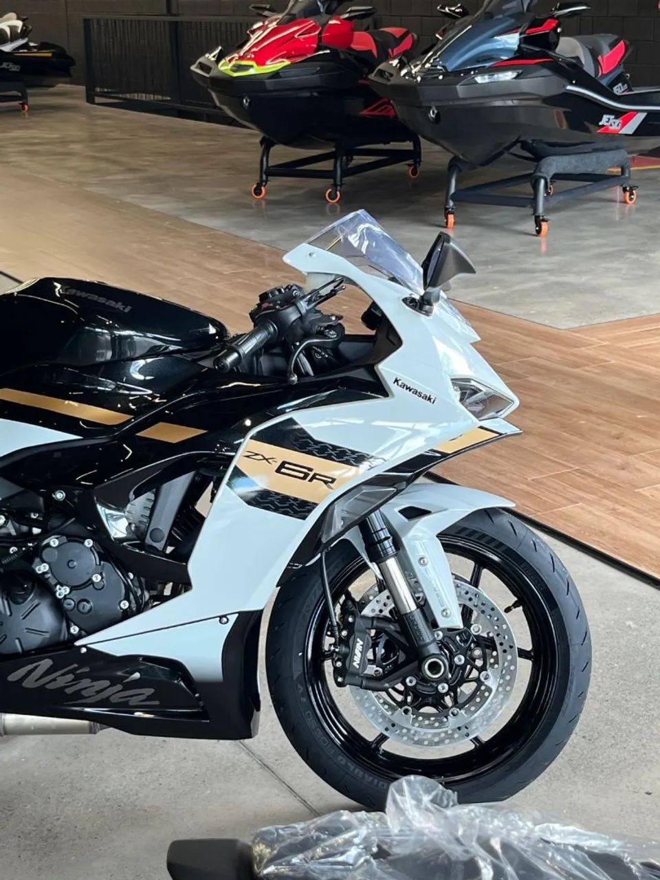 Kawasaki Zx-6r 636cc 2026 - 1511012982 | OLX