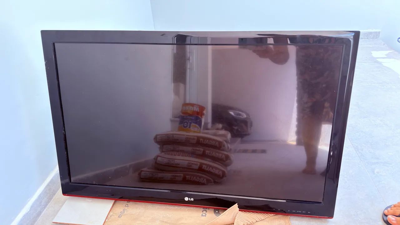 Tv LG com defeito 
