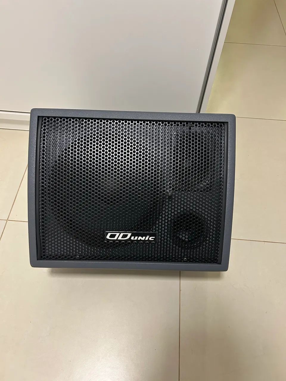 Caixa Ativa Unic SMX 400a