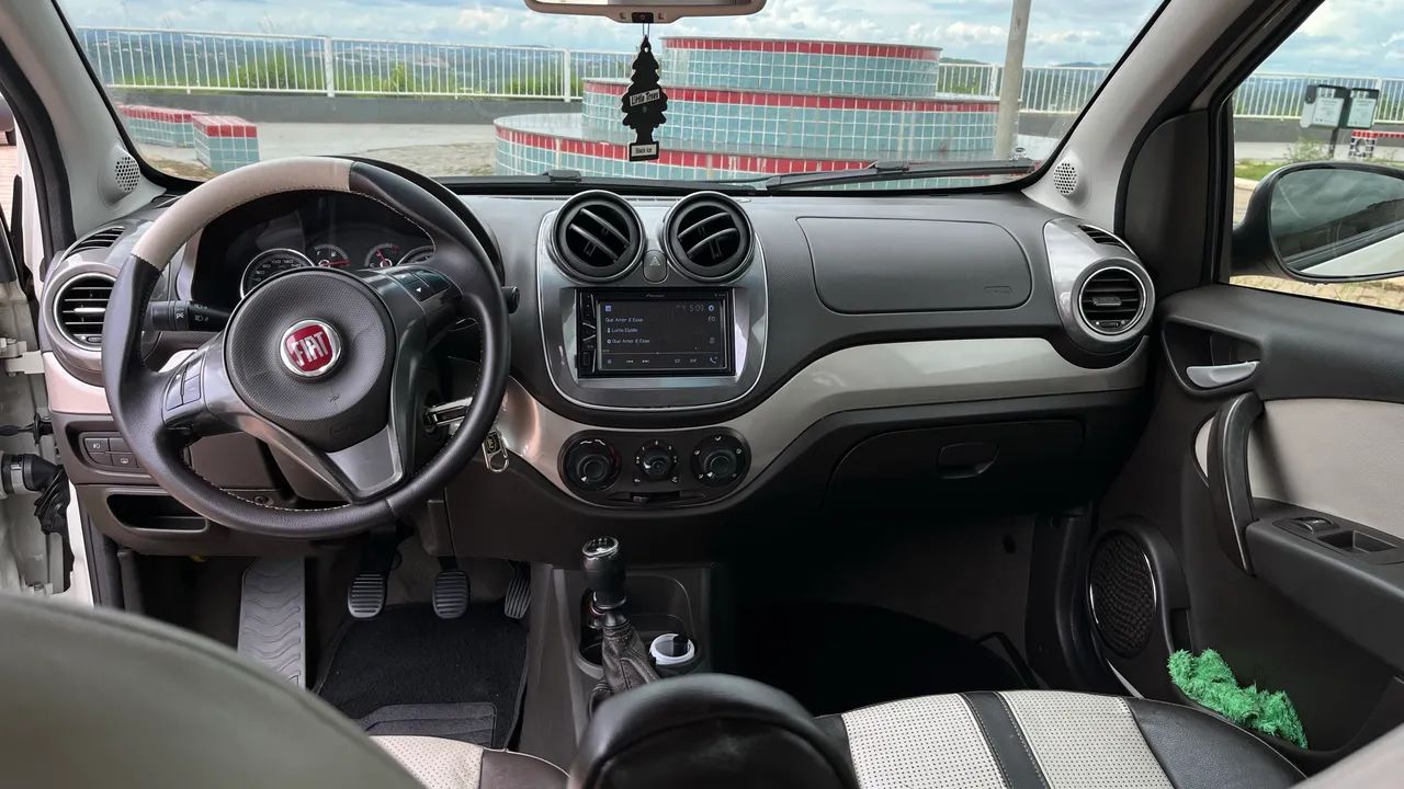 Fiat Grand Siena Essen.sublime 1.6 Flex 2014 - Foto 5