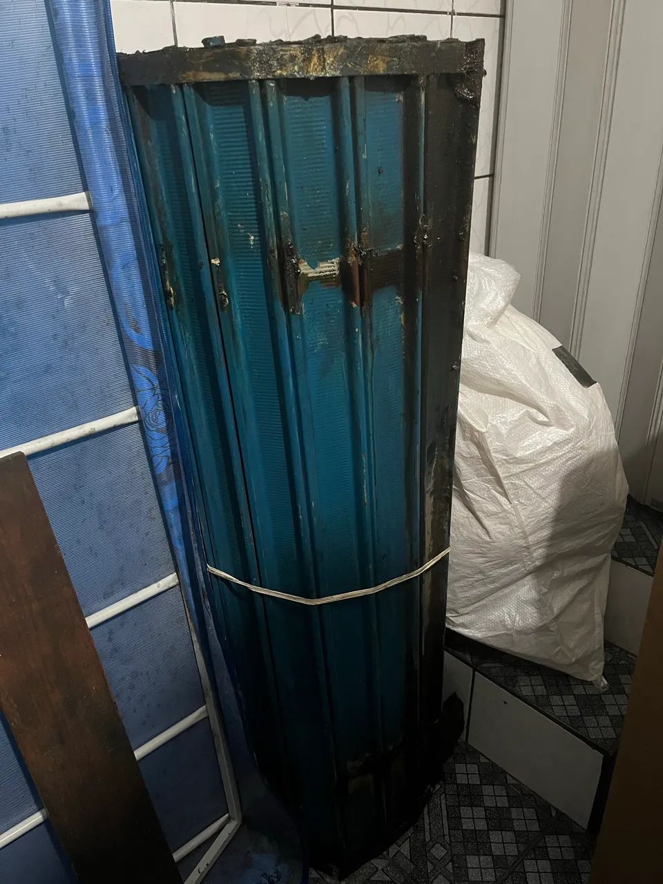 Toldo é porta de aço  - Foto 2