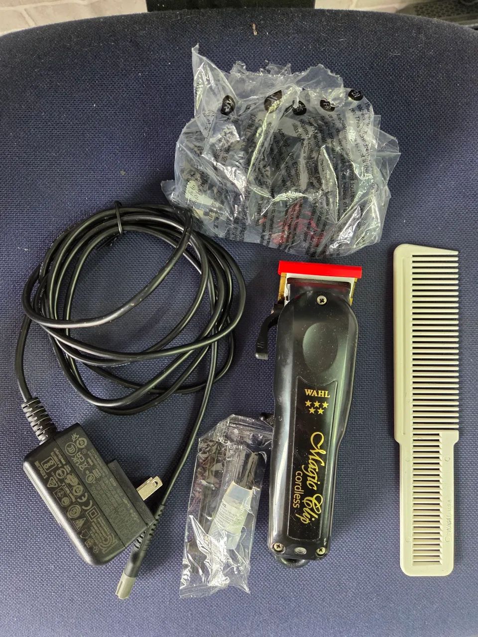 Maquina de cortar cabelo wahl magic clip gold - Foto 3