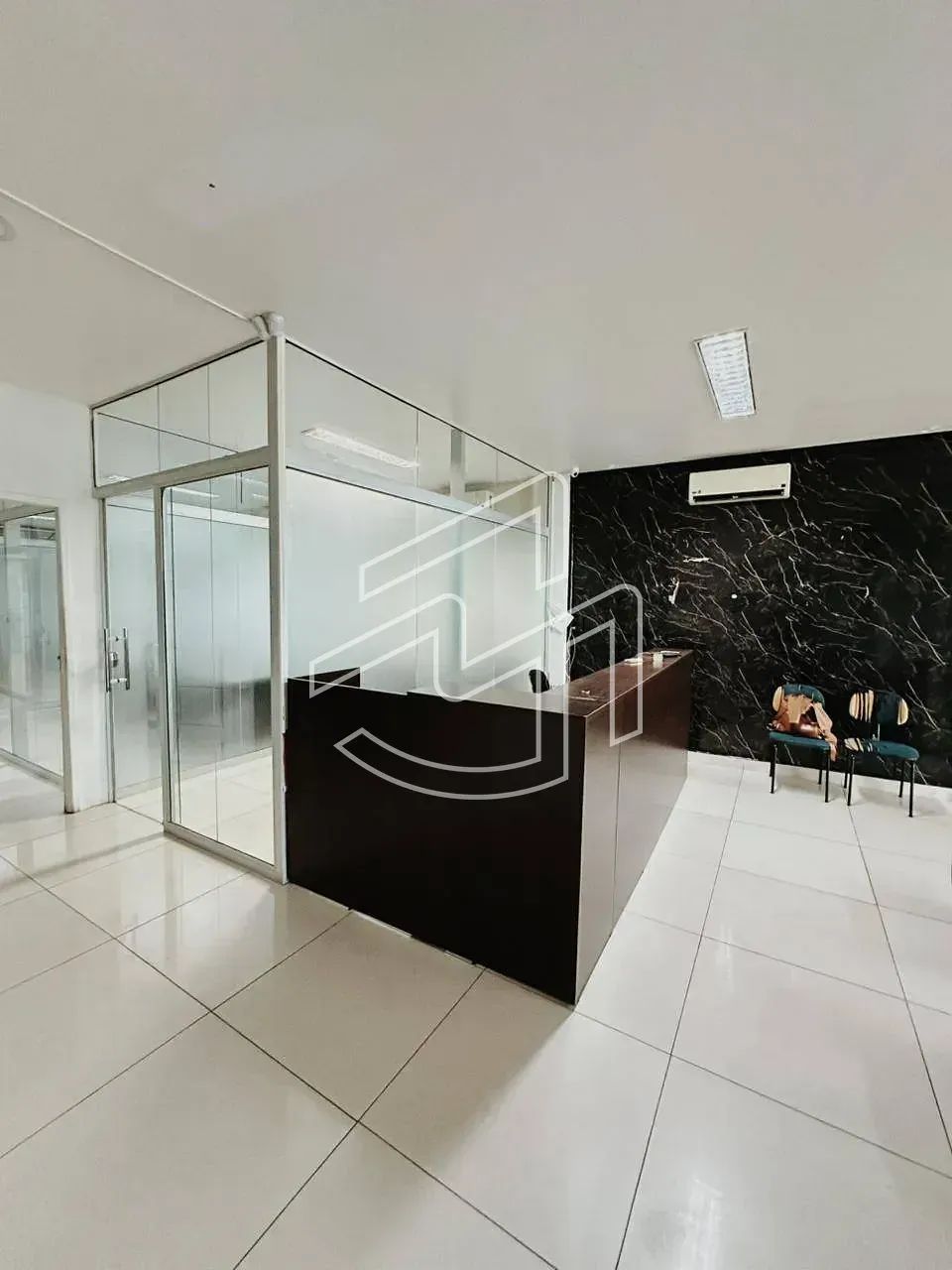 ALUGUEL | SALA COMERCIAL NA AV. PEDRO A. CABRAL - Foto 2