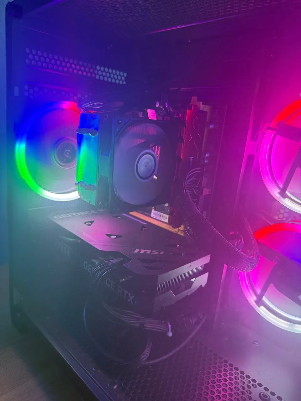 Gaming PC with i9 CPU and RTX 4060 GPU418417010478295041