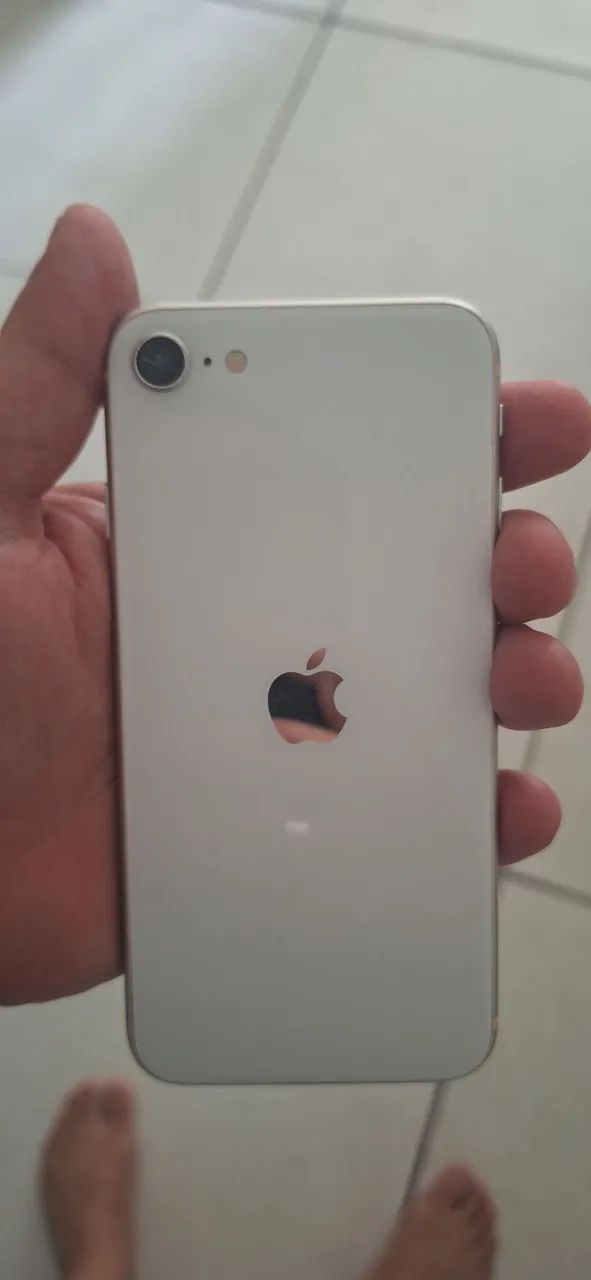 Celular IPhone 8 SE 2020 - Foto 4