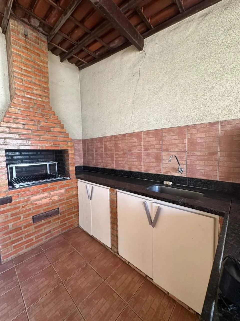 Casa à venda com 3 quartos, 1 suite, 3 vagas e 3 banheiros. - Foto 4