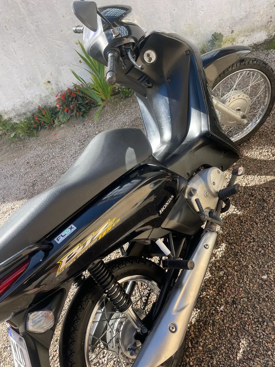 Honda Biz documento em dia só transferir