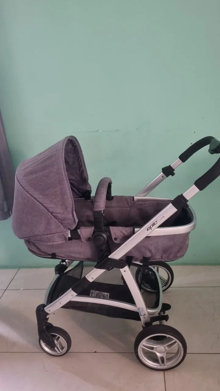 Carrinho de bebê moisés infanti épic lite