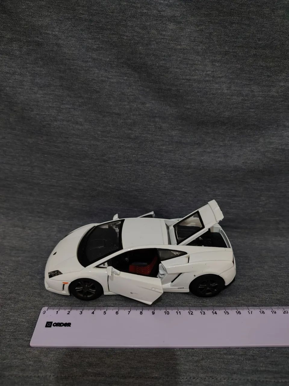 Carro colecionável Lamborghini Gallardo 1:24 - Foto 2