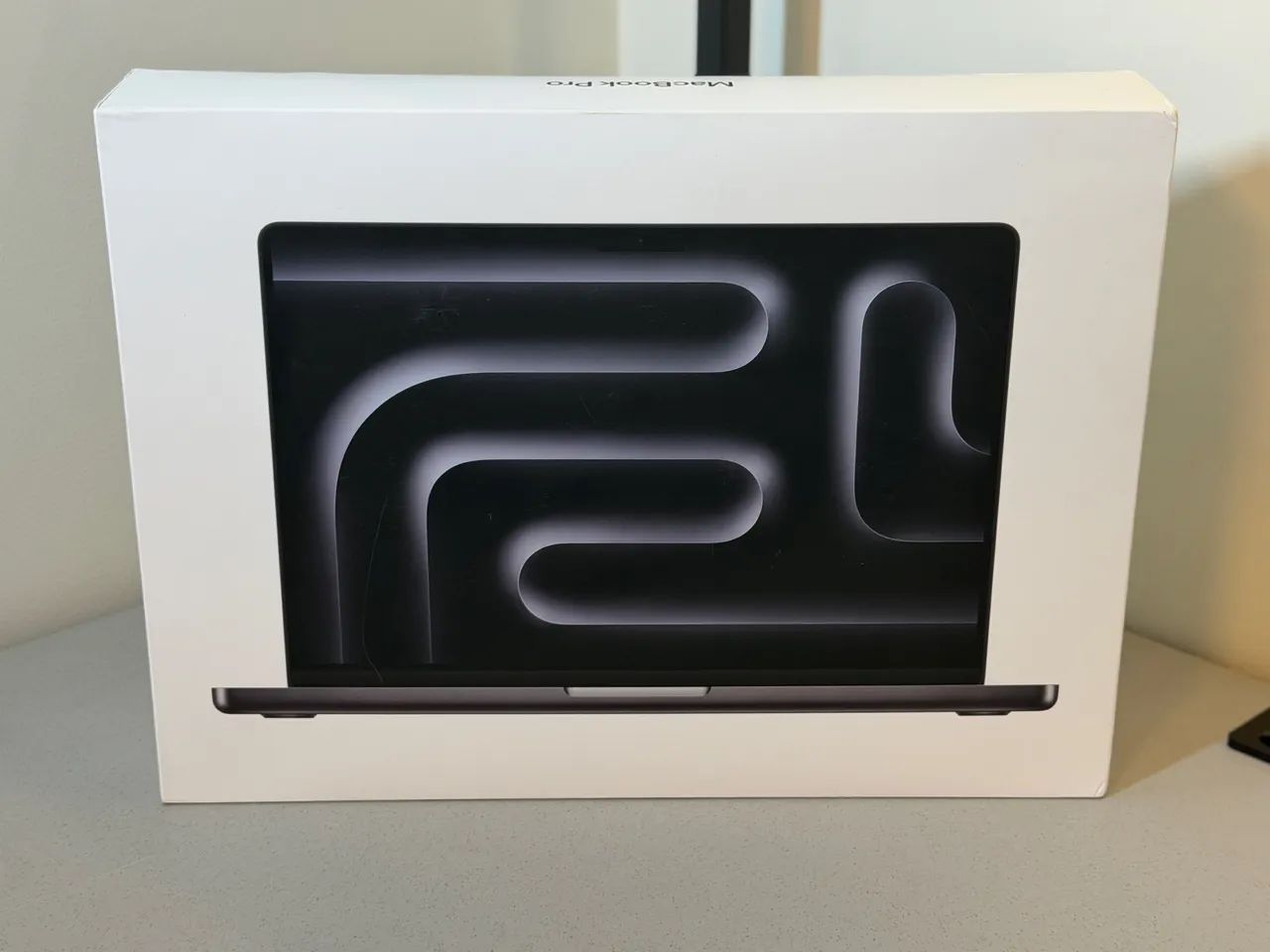 MacBook Pro 14? M5 Max 36GB 2TB SSD - Novo / Lacrado - Aceito troca
