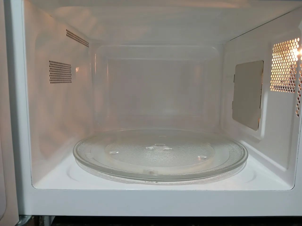 Microondas electrolux ME23E - Foto 4
