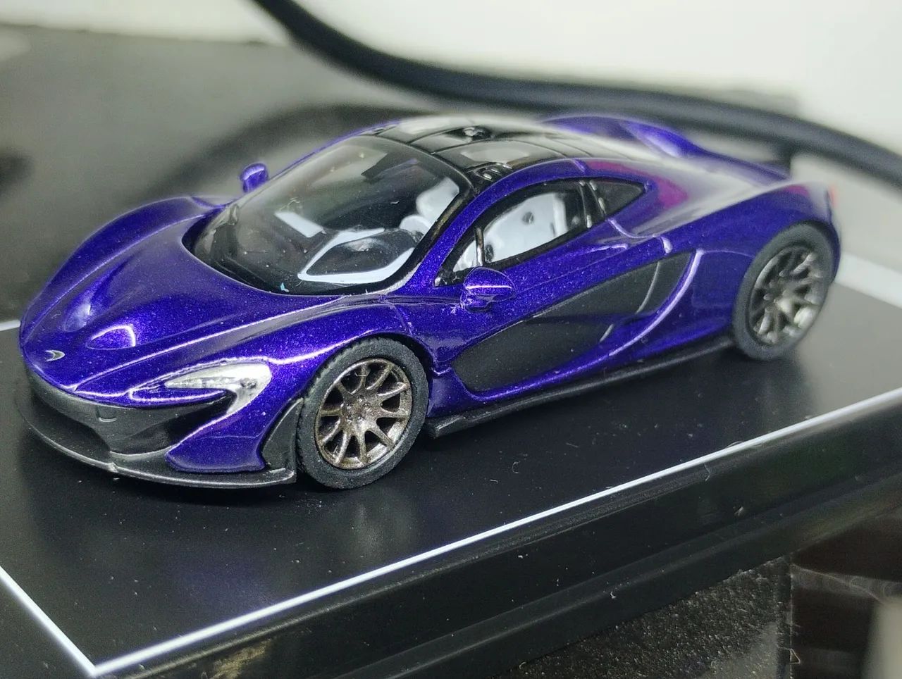 Miniatura MacLaren 1:64 Premium 