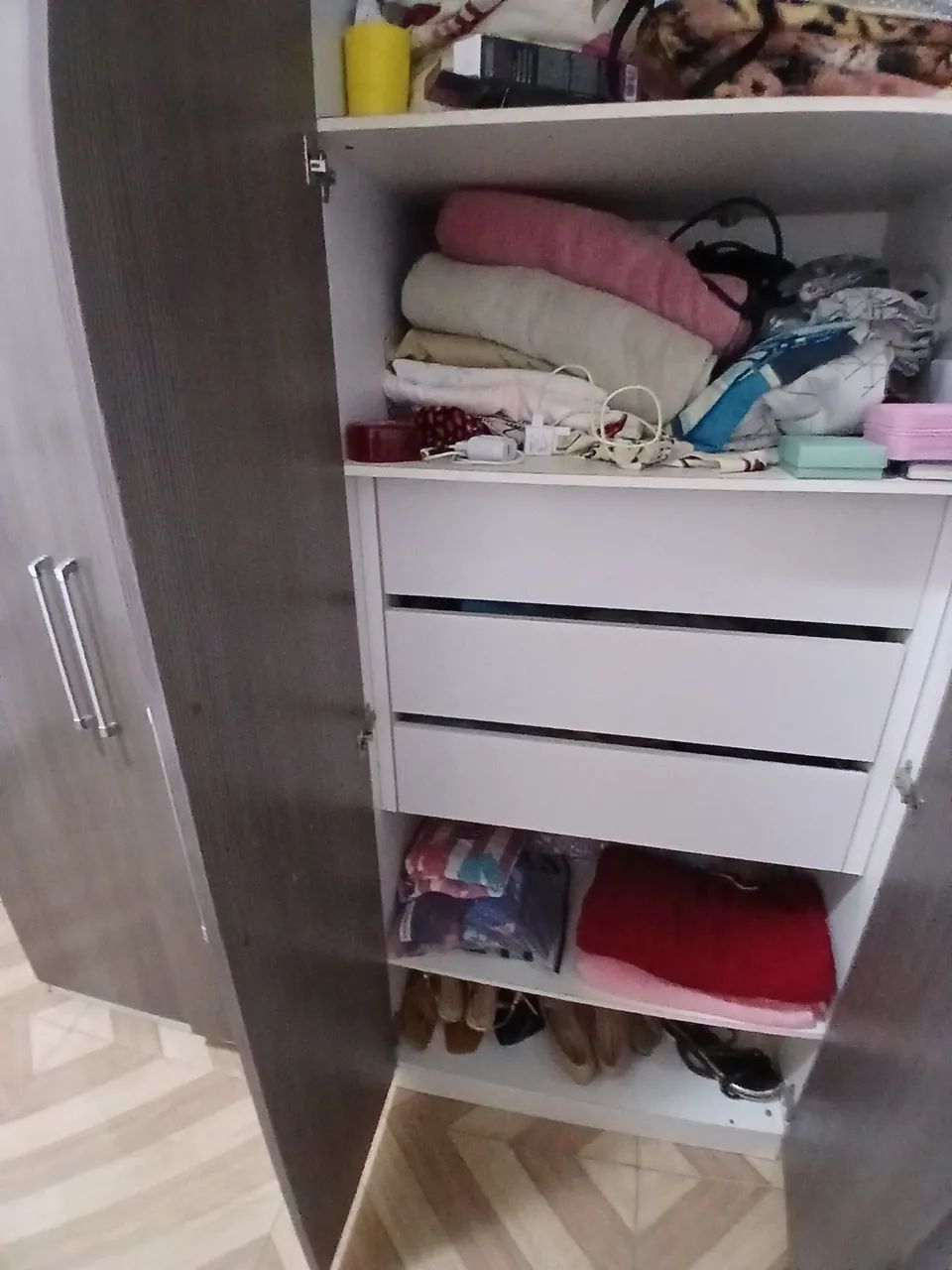 Guarda roupa de casal 