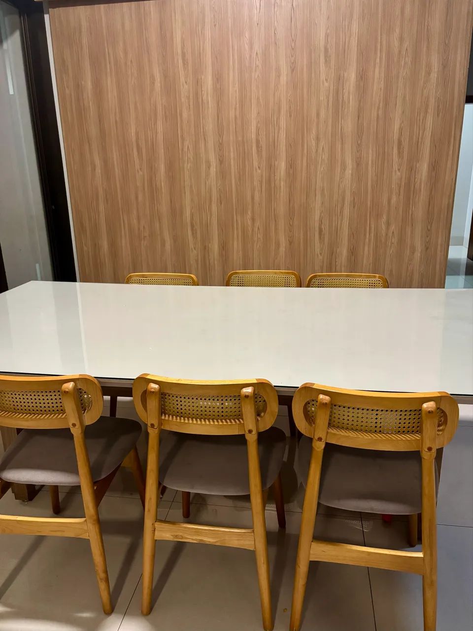 Dining table with 7 chairs65568132833667120
