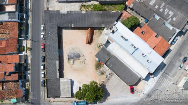 Ponto comercial, bairro pereira lobo.