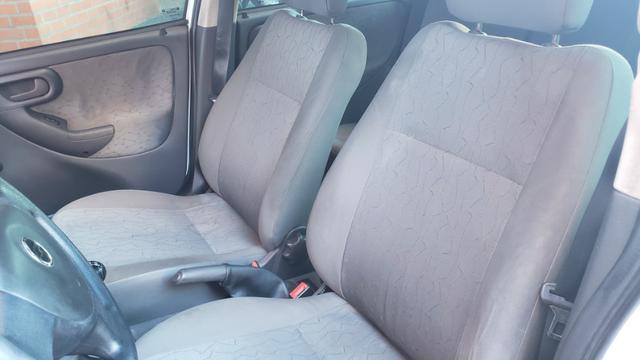 GM Corsa Maxx 1.8 - com direção hidráulica - revisado - Foto 9